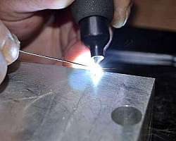 Serviço de solda a laser Serviço de solda a laser