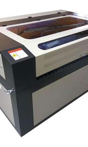 Equipamento a laser de corte e gravação Equipamento a laser de corte e gravação