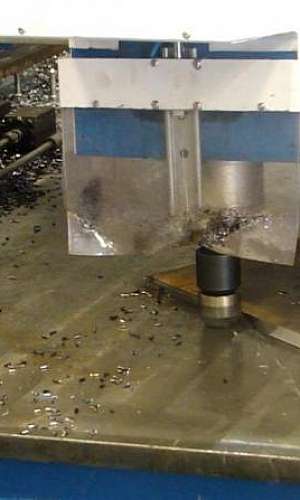 Furadeira fresa cnc Furadeira fresa cnc